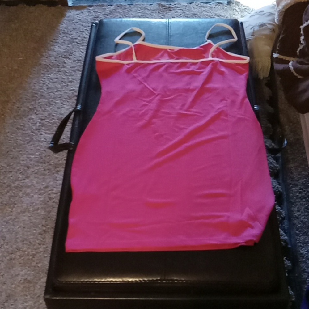Dress - Picture 3 of 3